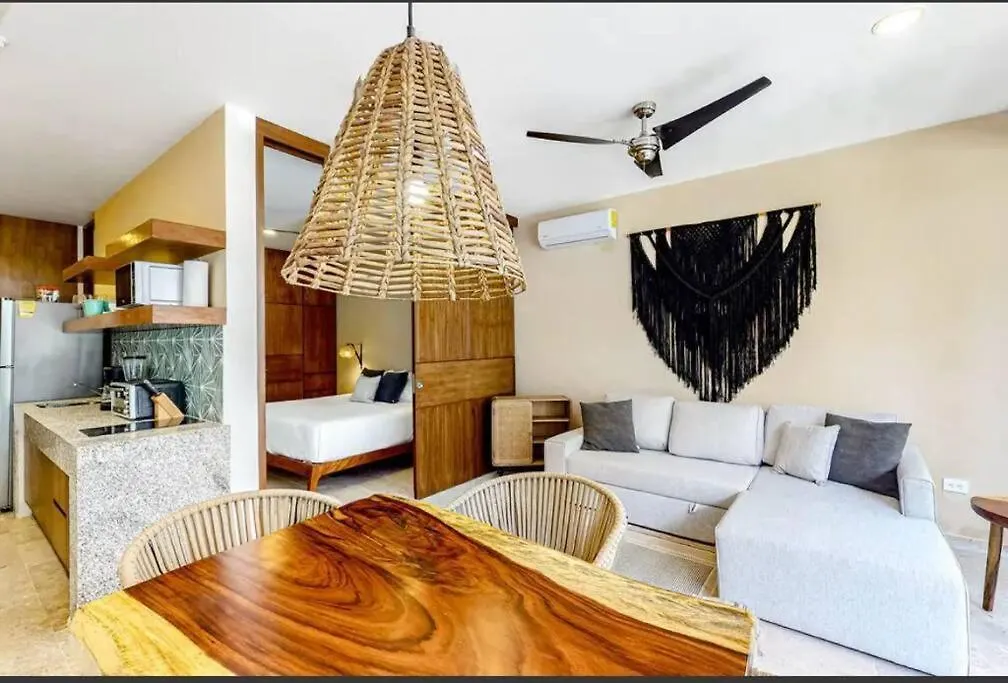 108 Amena Minutes To The Beach With Pool & Gym Apartment Tulum